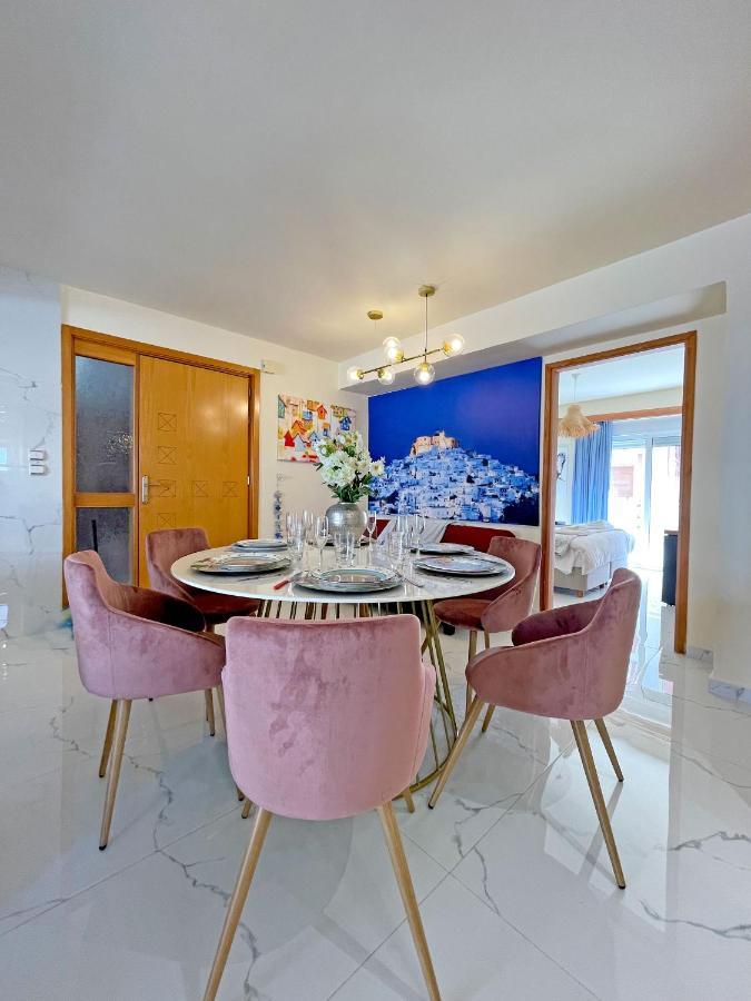 New Luxurious - 1 Minute From Elli Rhodes City